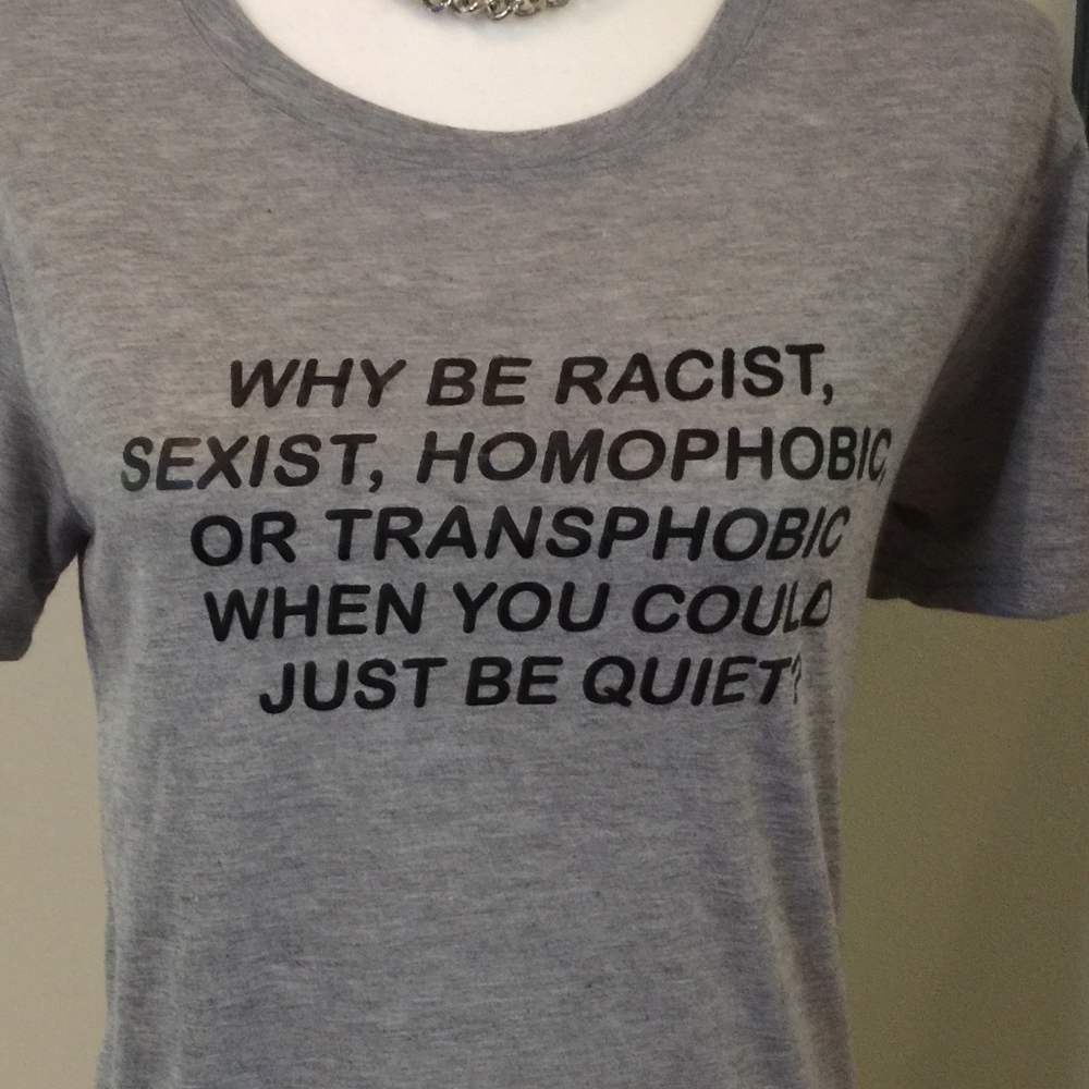 Unisex Statement T. Size Small NWOT. - Picture 3 of 4